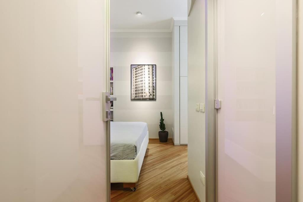 Appartamento Real Jewel Next To Cenacolo And Cadorna Station Milano