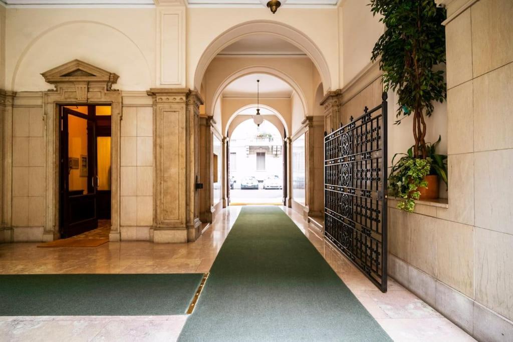 Appartamento Real Jewel Next To Cenacolo And Cadorna Station